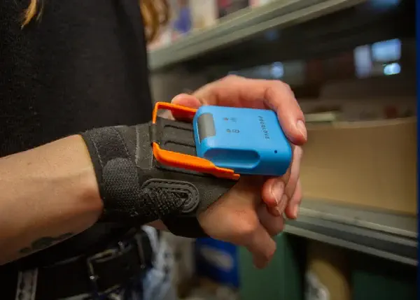 scanner Proglove Leo